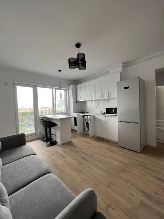 Central Riverfront Apartment 布加勒斯特 外观 照片