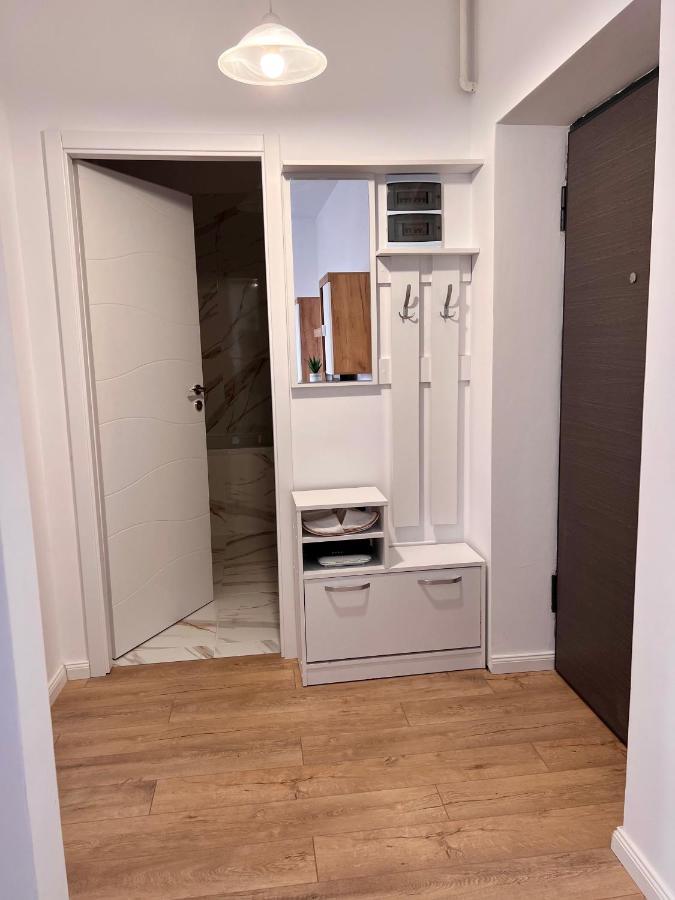 Central Riverfront Apartment 布加勒斯特 外观 照片